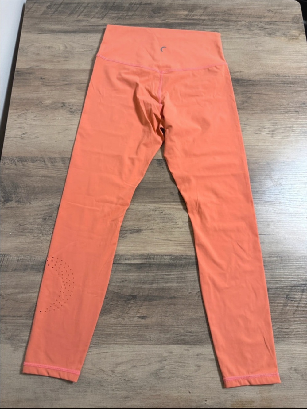 Zyia Workout Leggings with Moon Detail - Picture 2 of 7